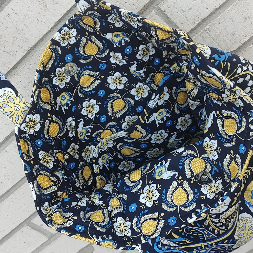 Vera Bradley Pocketbook - Picture 9 of 11